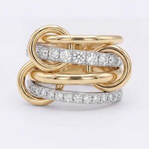Jaque Hue - Elegant Gold and Silver Ring